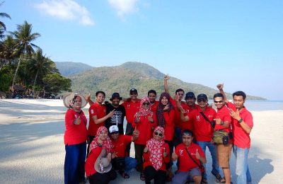 Paket Tour Group Karimunjawa Java Paradise Resort 4H3M Kapal Mix
