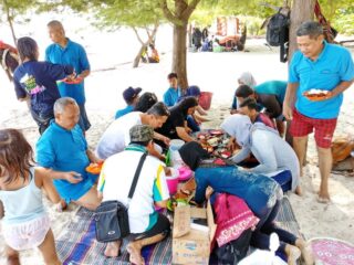 Barbekiu pulau gleyang karimunjawa