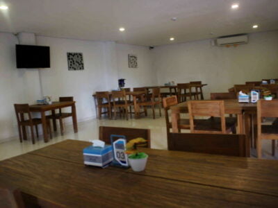 DSEASON CAFE AND RESTAURANT KARIMUNJAWA