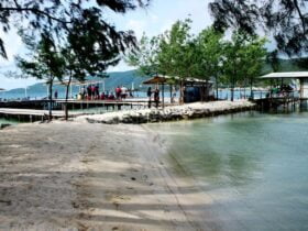 Mengunjungi Pulau Menjangan Besar Karimunjawa tidak mahal (2)