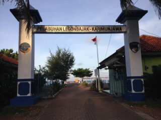 Pelabuhan Legon Bajak Karimunjawa